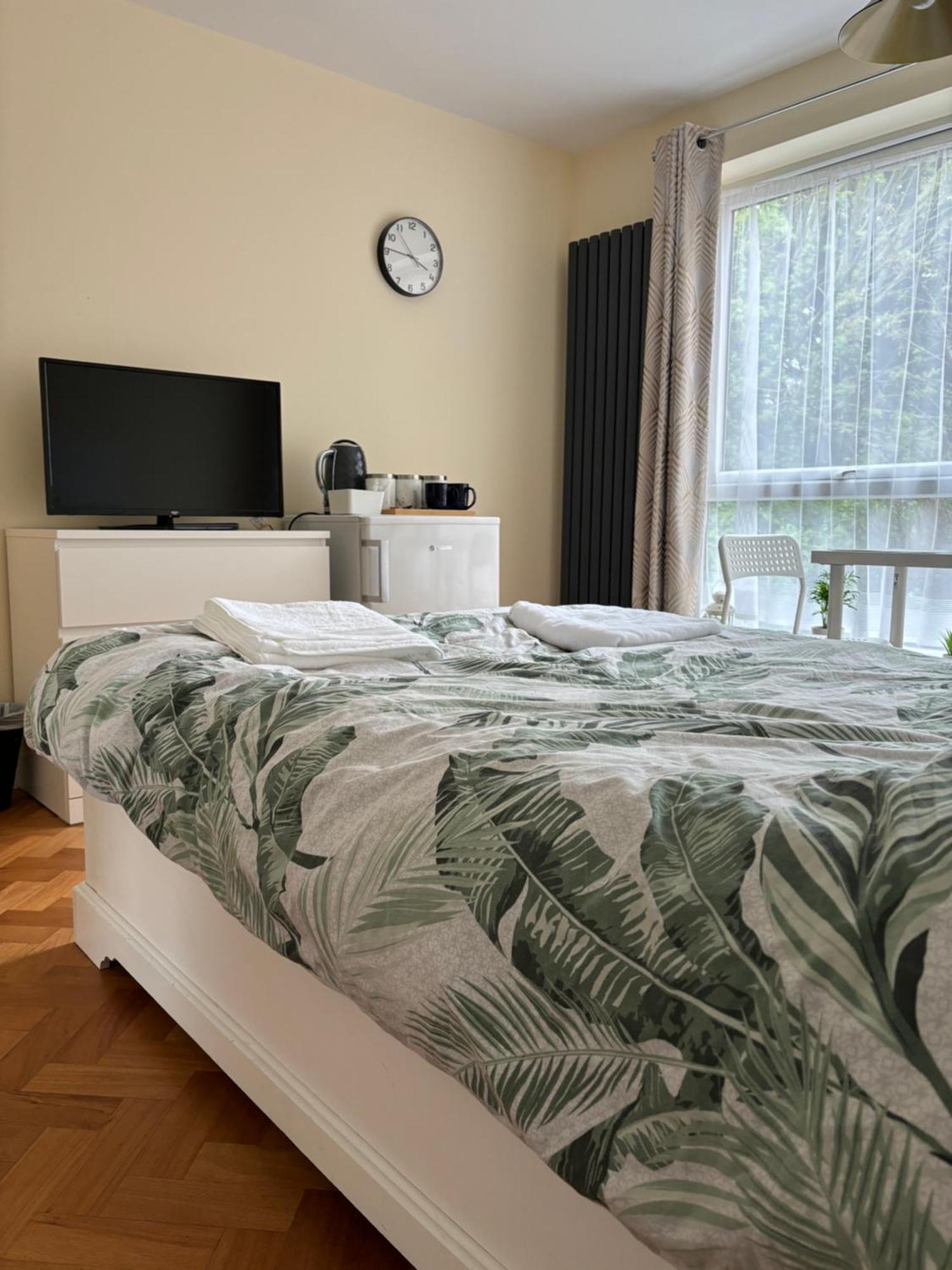 Wembley Stadium Large Double Room London Exterior foto